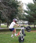 R6 Pro - 1500W Full Suspension Moped Style EBike - Image 4
